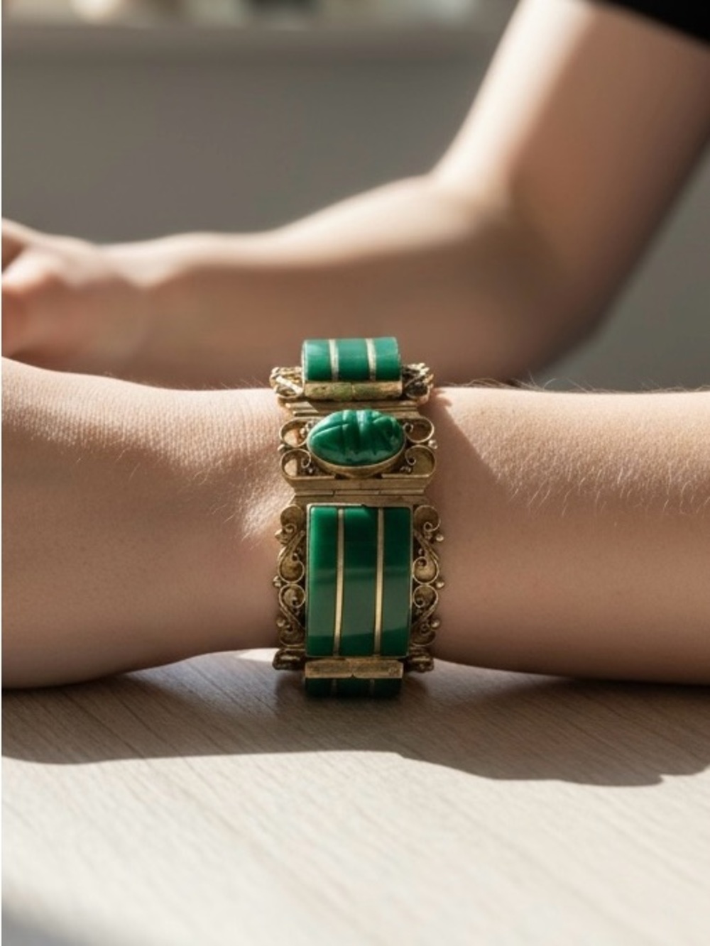 Green hand Carved Onyx set in sterling Silver Filigree Bracelet